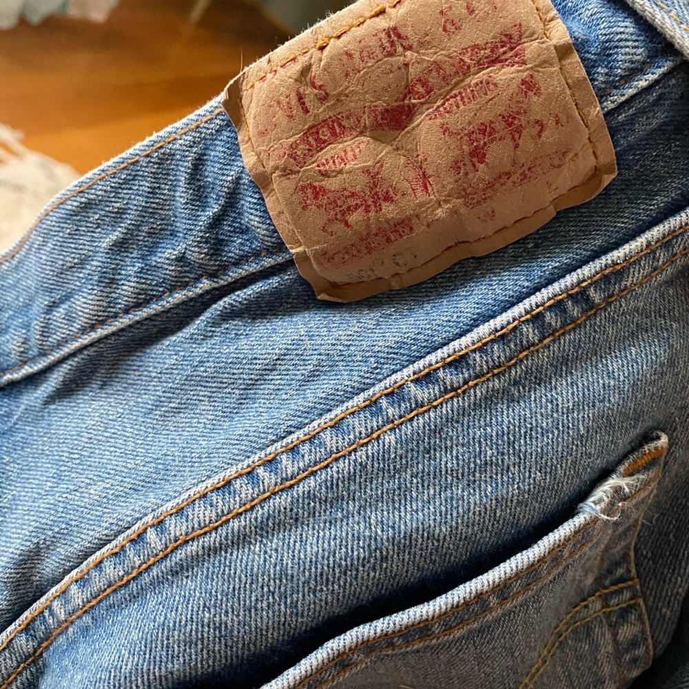 Straight leg vintage Levi’s jeans